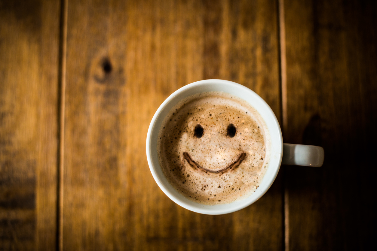 cafeina, café, té, salud, saludable, insomnio, despierto, beneficios, beneficios cafeina, perjuicios cafeina, be healthy and happy